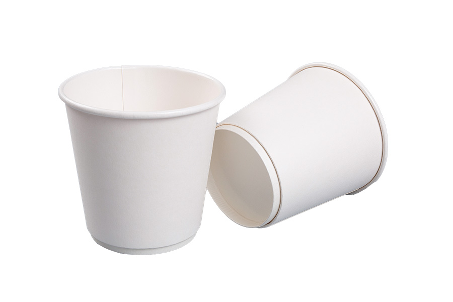 Những chiếc cốc nóng cách nhiệt hai bức tường
